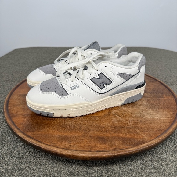 New Balance Other - New Balance Shoes Kids Boys Girls Youth 6 550 White Gray Basketball Low Sneakers